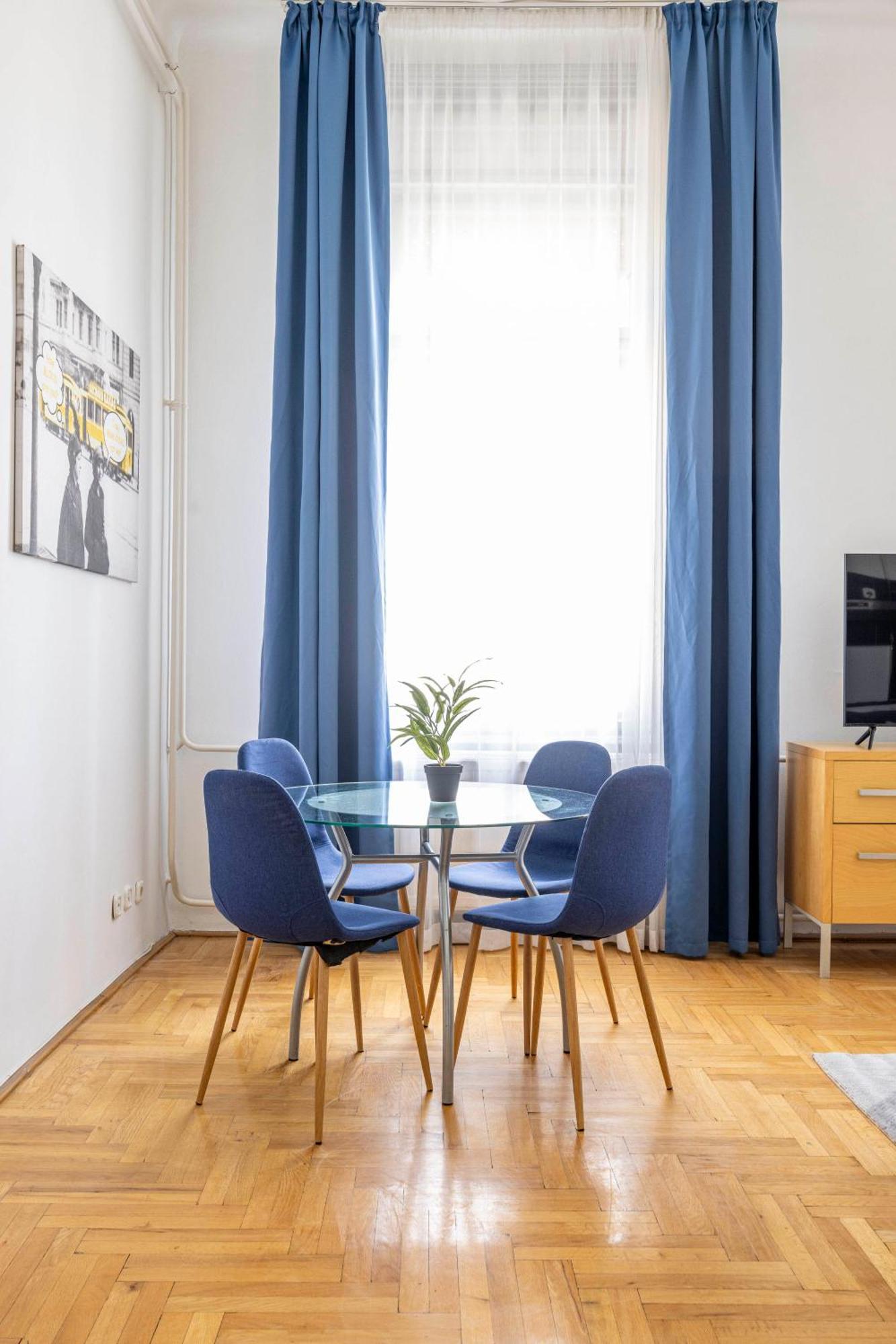 Super Central Cozy Home On The St. Stephen Road Budapest Esterno foto