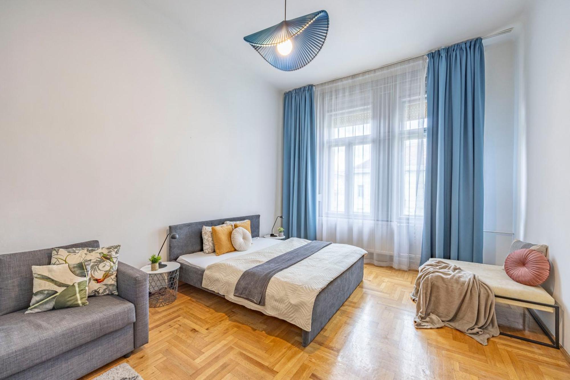 Super Central Cozy Home On The St. Stephen Road Budapest Esterno foto